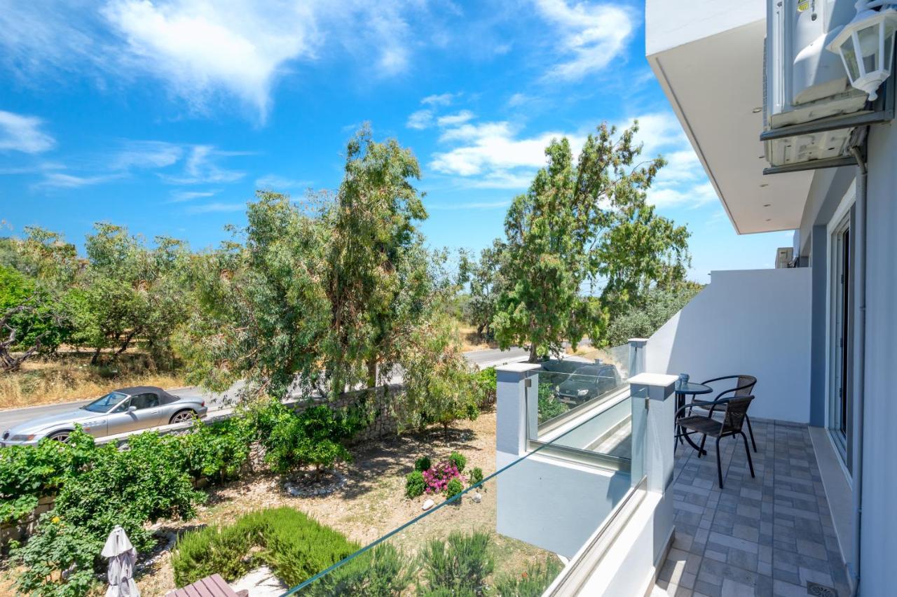 Aristos Garden Apartments Kalithiész Kültér fotó