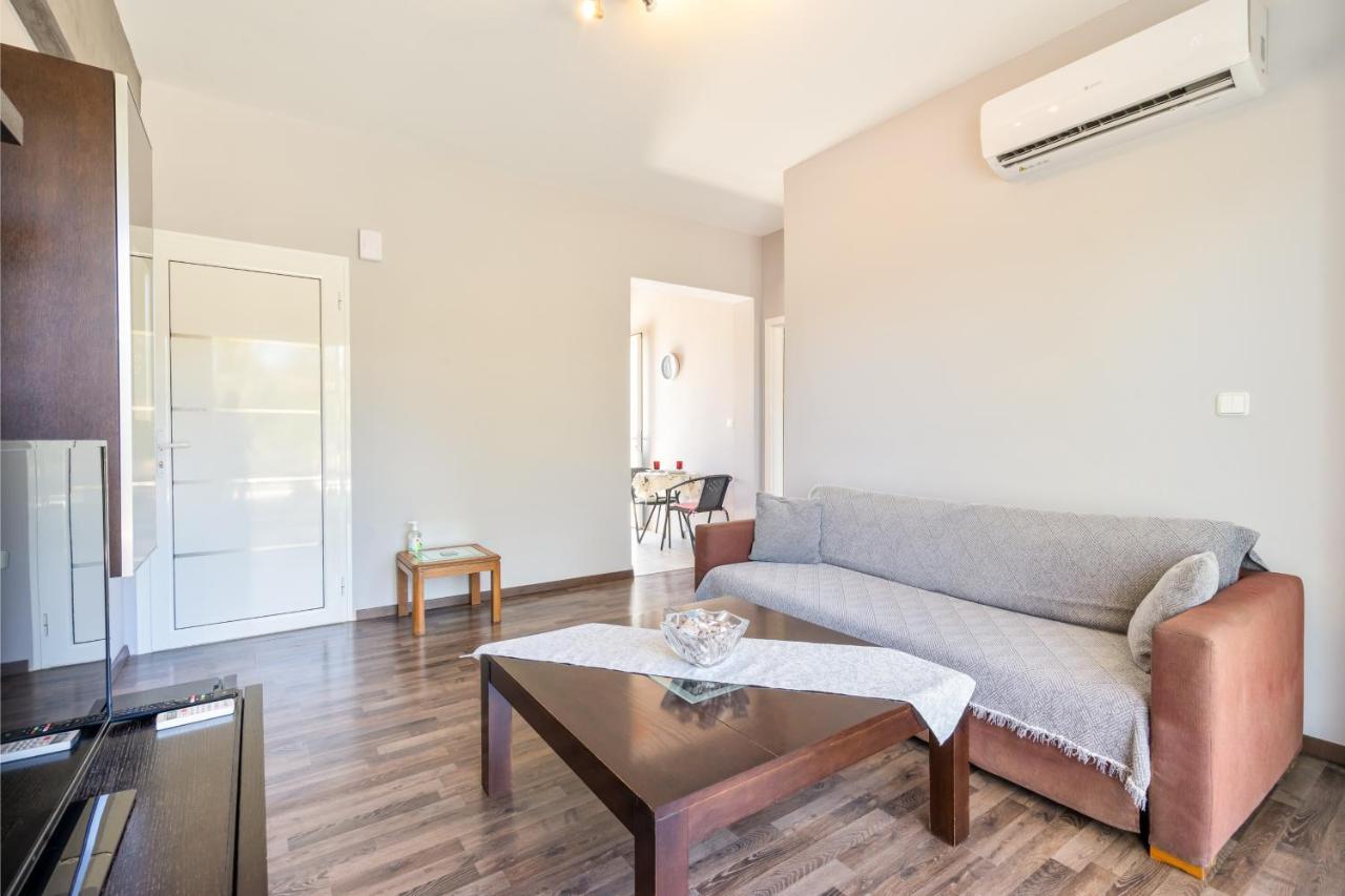 Aristos Garden Apartments Kalithiész Kültér fotó